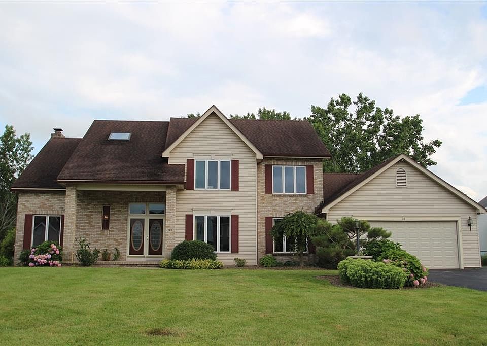 1st image of 31 Glen Valley Dr