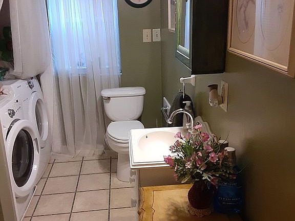 Bathroom 2