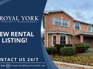 3213 Trelawny Cir #1, Mississauga, ON L5N5G7