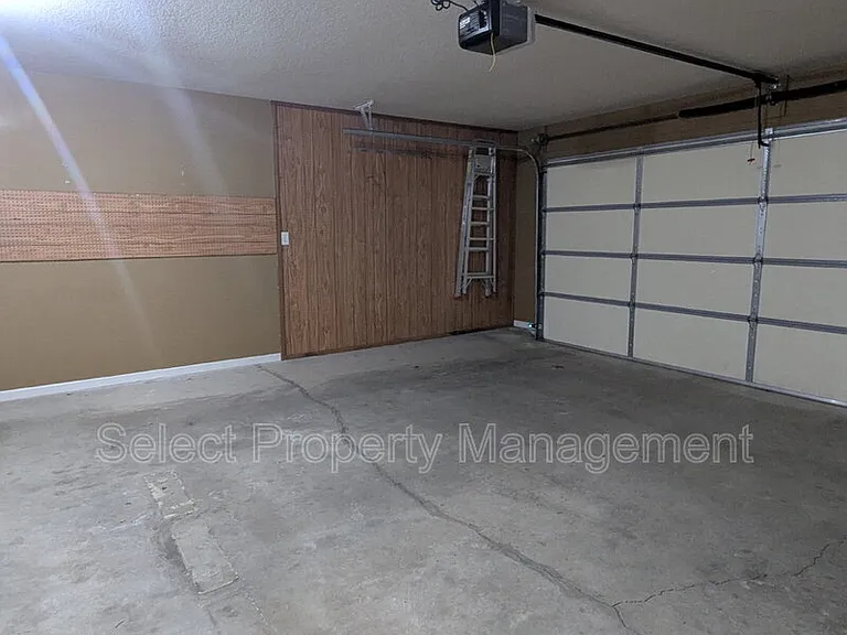 5201 Willman Ln — Photo 24