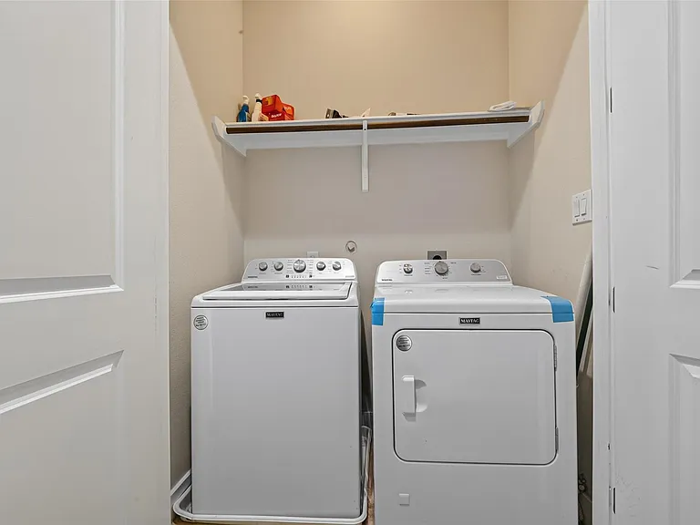 4104 Marina St — Photo 32