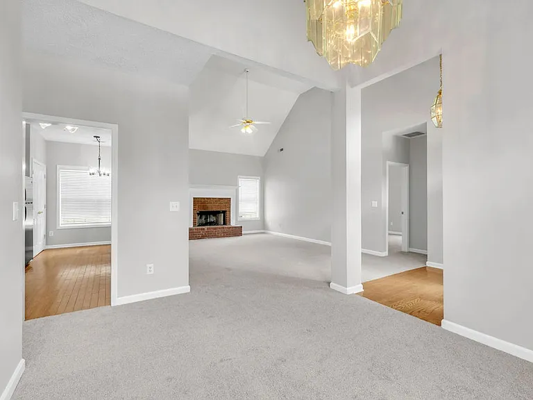 6549 Wellesley Dr — Photo 9