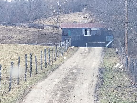 5th image of 443 Running Rd