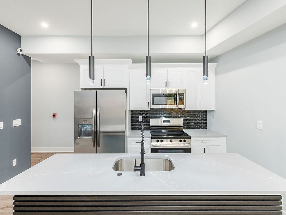 1st image of 631 N Preston St #1