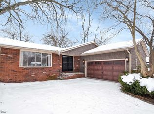 16253 Delmont Ave, Strongsville, OH