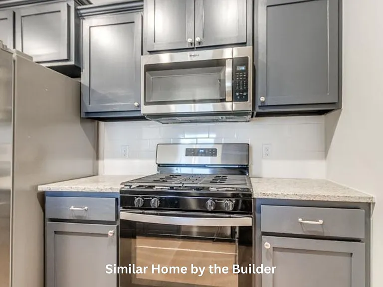 1528 Highland Loop — Photo 11