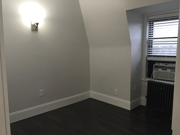 4th image of 97 Westland Ave #816