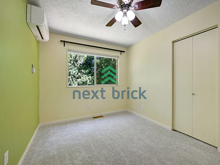 21638 SE 32nd Pl — Photo 12