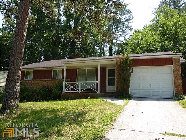 2nd image of 2477 Spring Dr SE