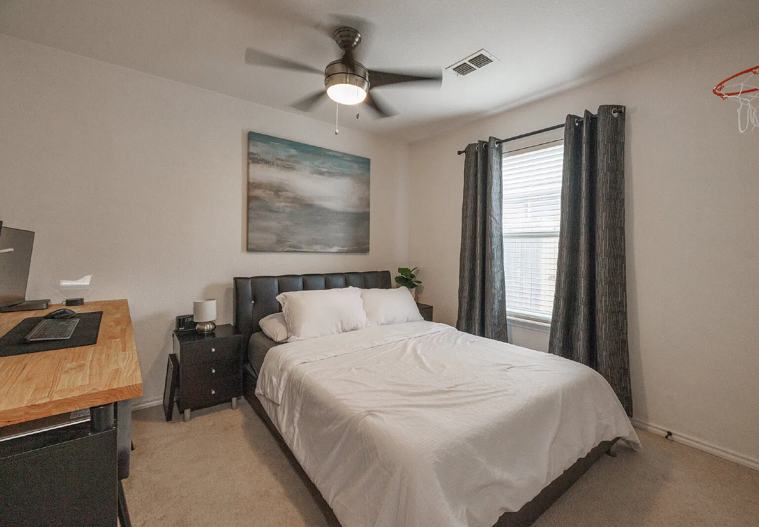 3 bed, 2.0 bath, 1753 sqft, $2,600 — Photo 1