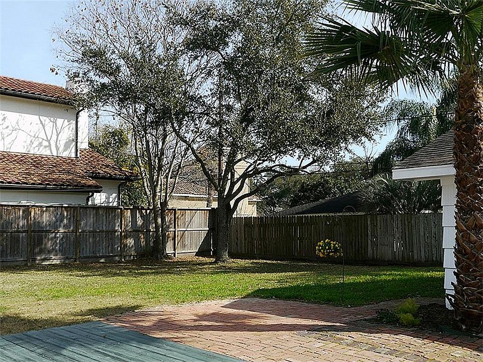 2nd image of 4815 Imogene St