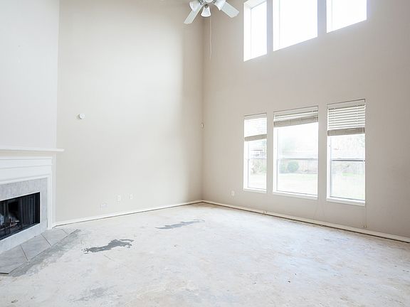 2nd image of 3706 Jackson Lake Dr