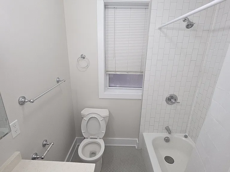 90 Tonnelle Ave #5 — Photo 8