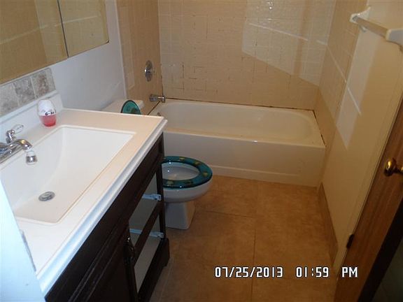 5th image of 7176 Woodridge Dr
