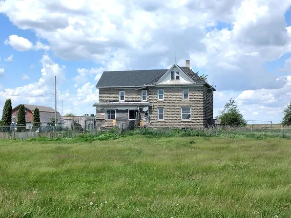 16518 Point Creek Rd, Kiel, WI 53042