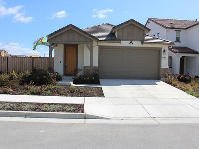 355 Redbud Ct, Hollister, CA, 95023