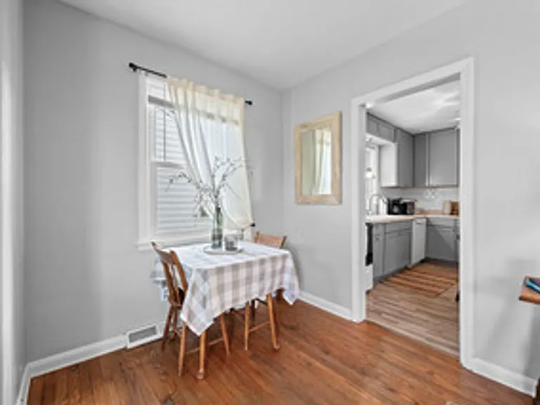 4612 Greenwood Dr — Photo 17