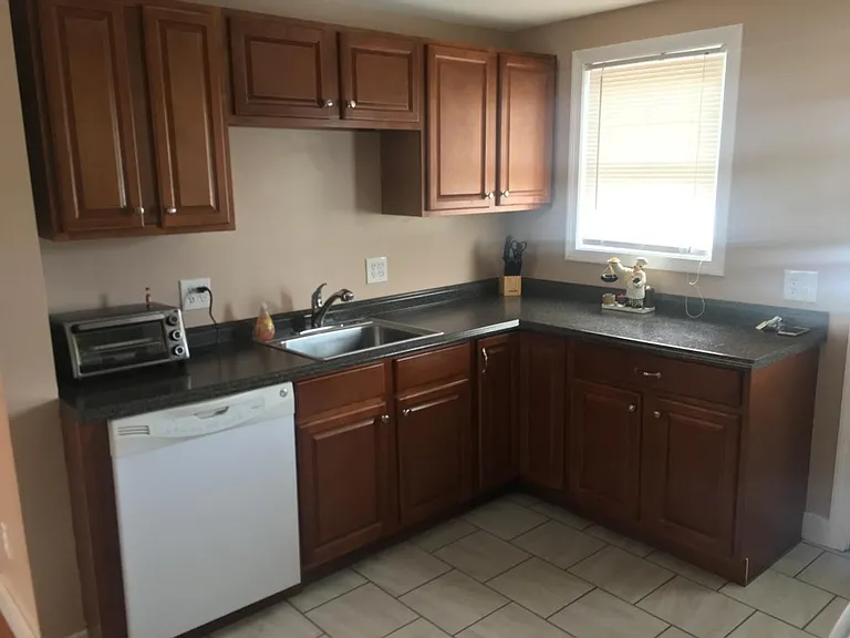 439 Fairview Ave — Photo 9