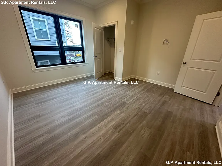 605 Broadway #201 — Photo 10