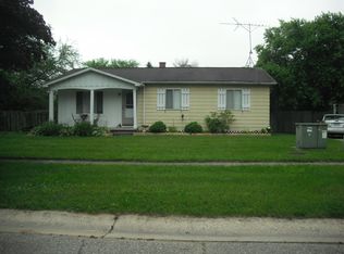 319 Crescent Ave, Holly, MI