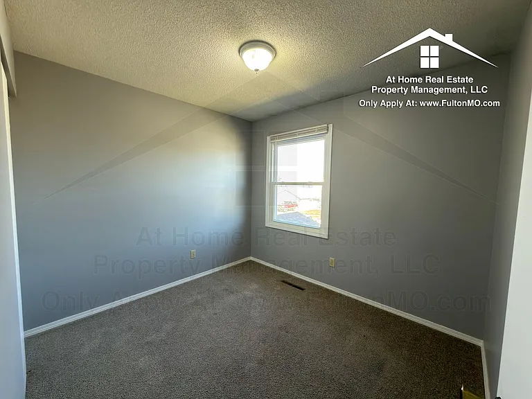 1904 Springdale Ct — Photo 19