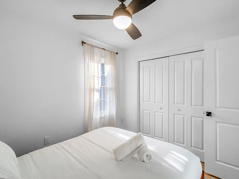 1330 Dean St — Photo 15