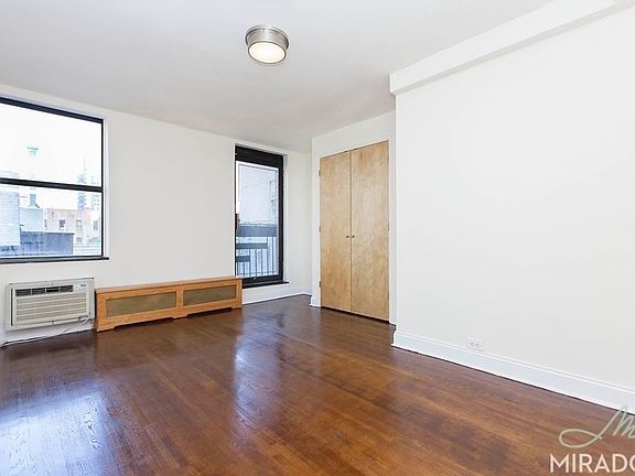 3rd image of 455 Park Ave S APT 503
