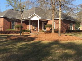 6 Greentree Trl, Centerville, GA 31028