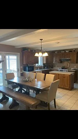 2 bed, 2.5 bath, 1600 sqft, $1,500 — Photo 2