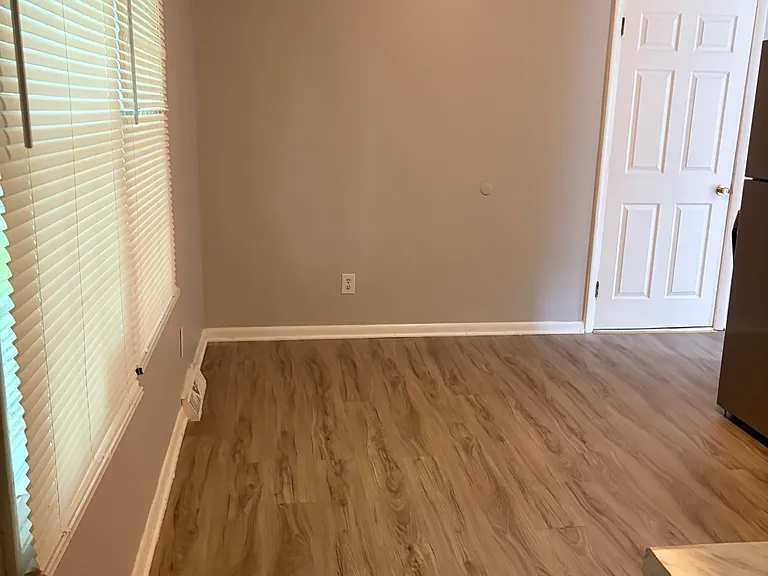 1029 Middleton St — Photo 19