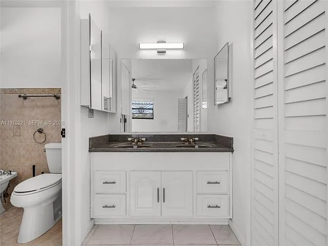 9940 SW 136th Ct — Photo 4