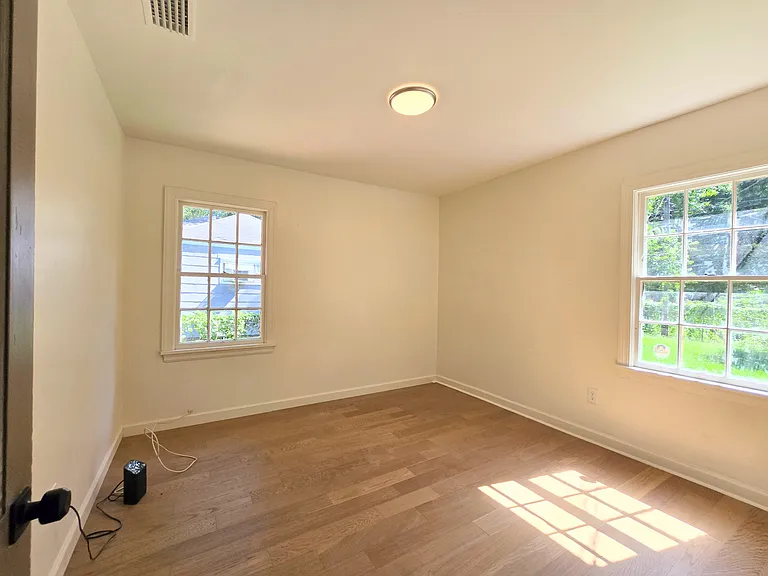 173 Dunn Ave — Photo 18