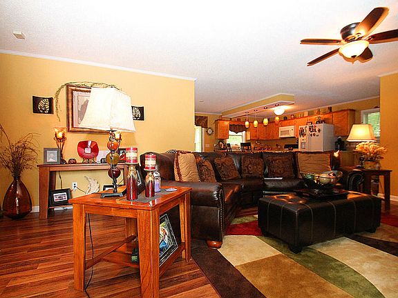 4th image of 120 Fairhaven Dr