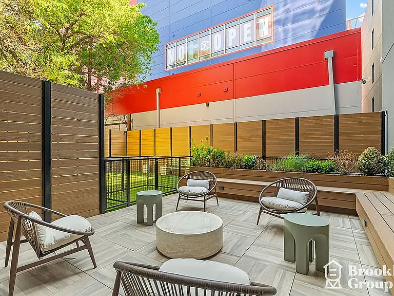 556 Baltic St #708 — Photo 16
