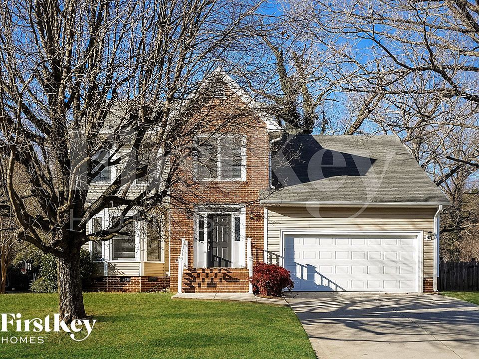 1st image of 3622 Two Oaks Dr