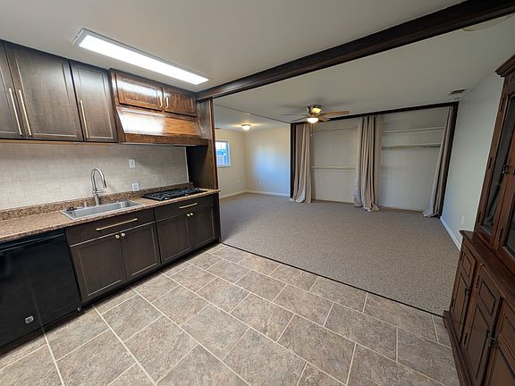4th image of 2711 Danube Dr #2