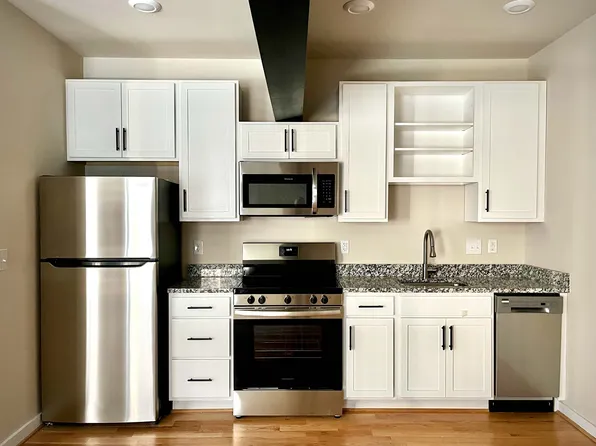 119 E Beverley St, Staunton, VA 24401