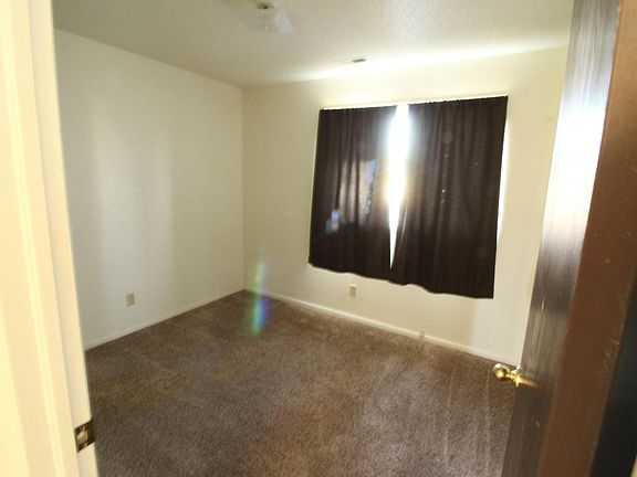 5th image of 1662 Jefferson St