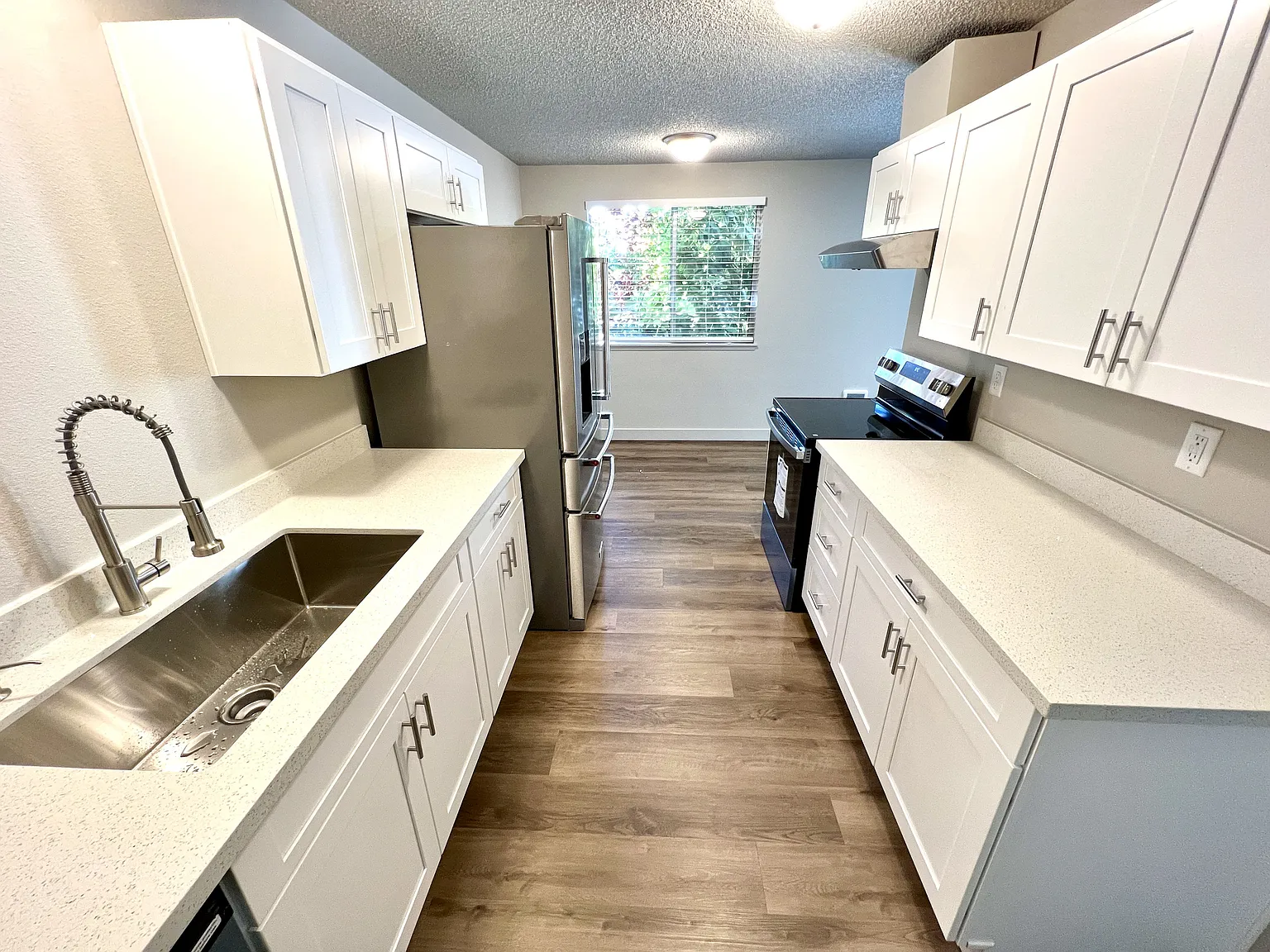 Bridgeport Terrace Apartments — Photo 1