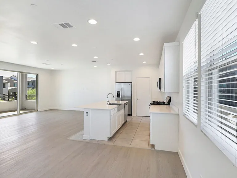 11604 Kindle Corner Ave — Photo 24