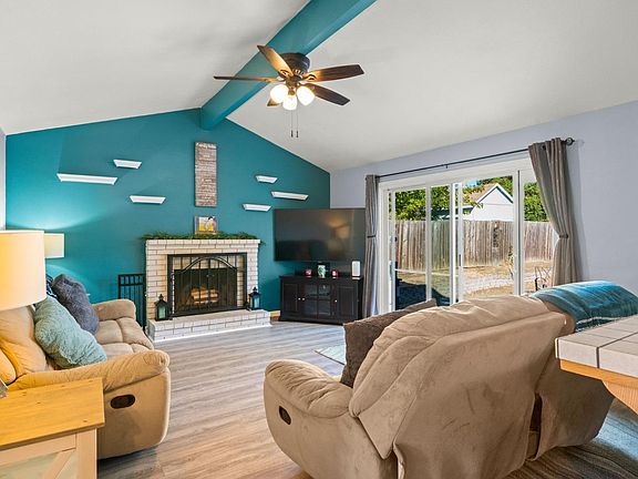 4th image of 5022 Brookdale Cir