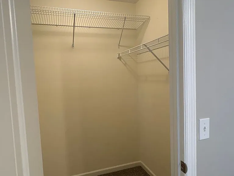 479 Indian Springs Cir — Photo 21