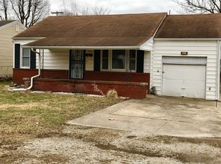 1470 E Whiteside St, Springfield, MO 65804
