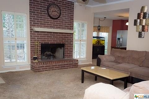1st image of 326 Spur Dr