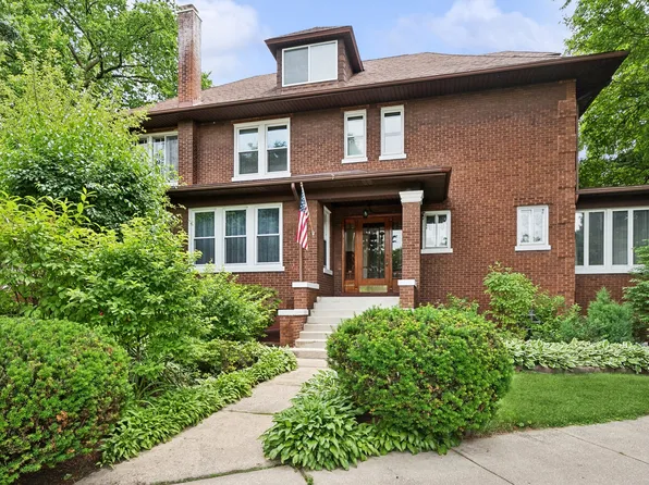 4545 N Manor Ave, Chicago, IL 60625