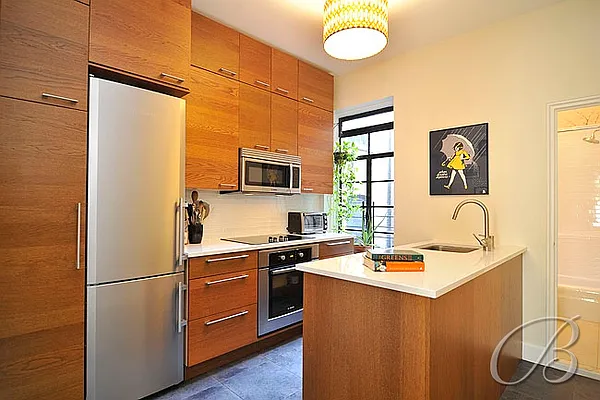 Sold by Bellmarc Realty | media 2