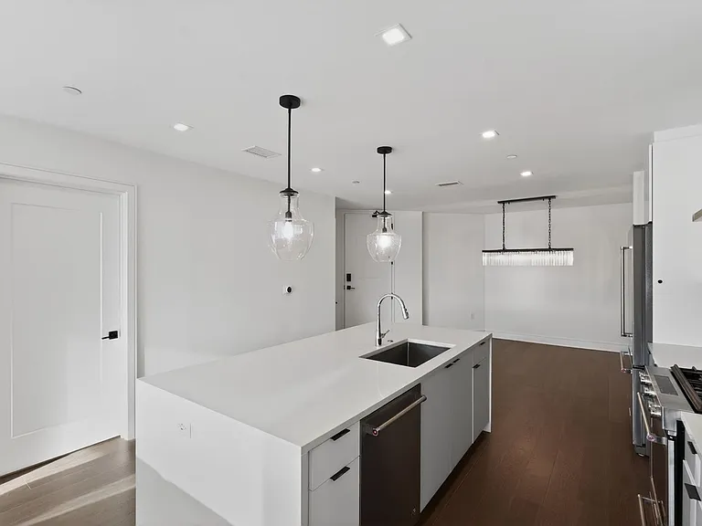 788 W Marietta St NW #503 — Photo 8