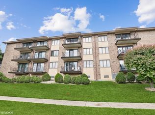 4009 W 93rd Pl APT 2B, Oak Lawn, IL 60453