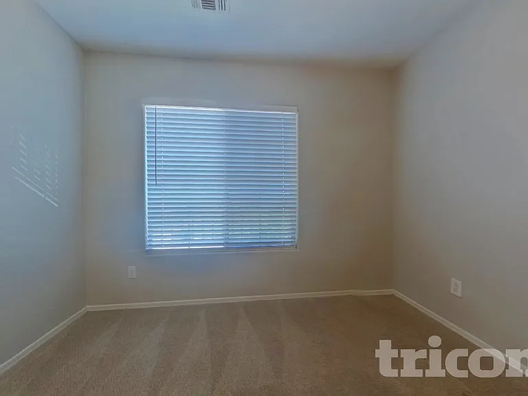 17345 W Watkins St — Photo 14