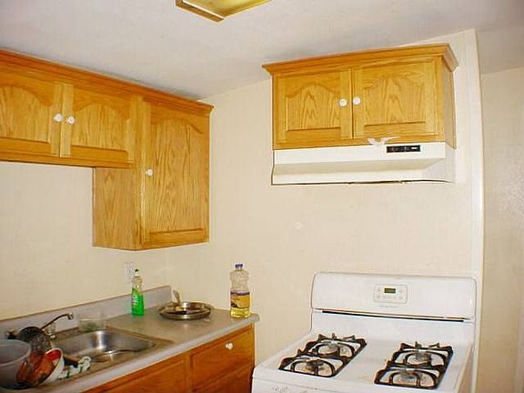 4th image of 218 N Avenue 61